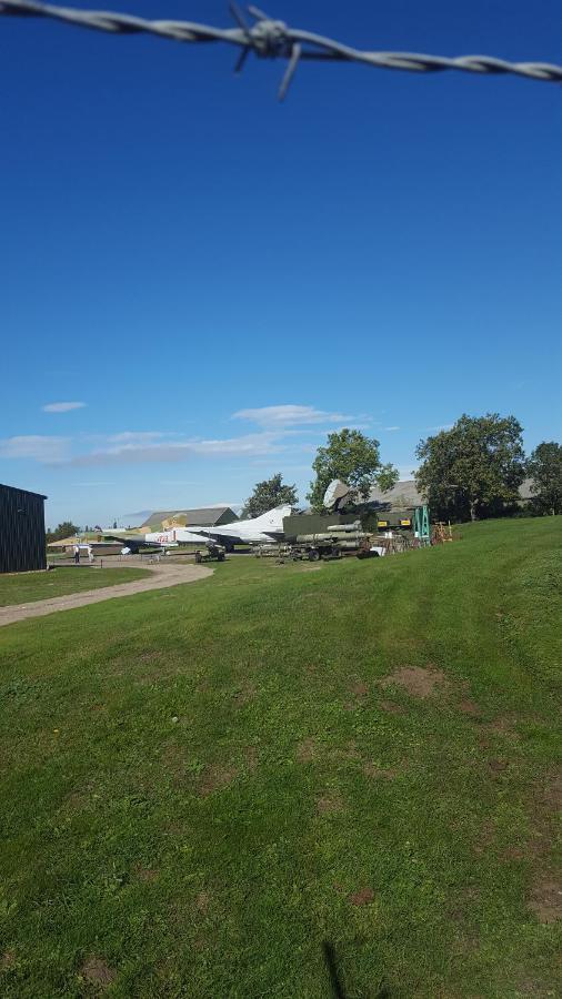 The White Dove Bed And Breakfast With Glamping Newark Showground Экстерьер фото