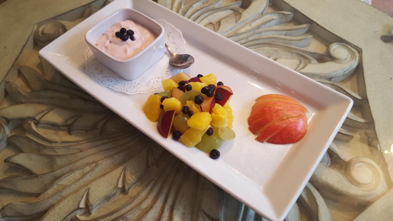 The White Dove Bed And Breakfast With Glamping Newark Showground Экстерьер фото